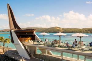 Yacht Club 33 Serenity House Ocean Views 2 Buggies