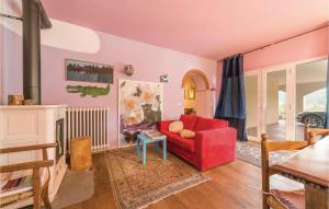 Two-Bedroom Apartment In Sorana Pescia Pt