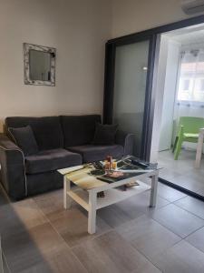 Bel appartement à 300 mètres de la plage +parking