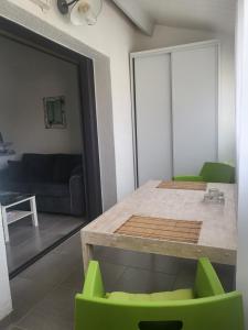 Bel appartement à 300 mètres de la plage +parking
