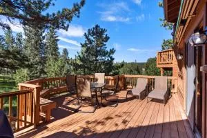 Multiple Decks, Solarium Sitting Room, Dog Friendly, Office Space - Divide