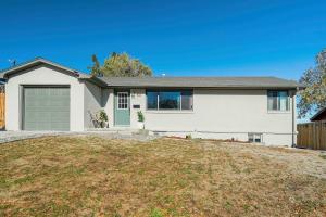 Cloud Ridge Cozy Suite w Fire Pit & Game Area