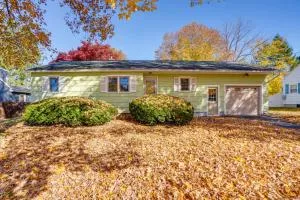 6 Mi to Skiing Pet-Friendly Home in Pittsfield! - بيتسفيلد