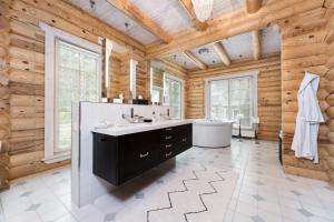 Woodland Retreat Lodge