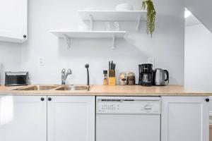 Charming 1-bed basement, Wi-Fi