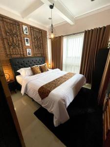 2 Floor Village House with natural environment
