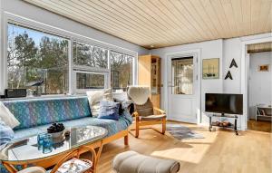 3 Bedroom Amazing Home In Glesborg