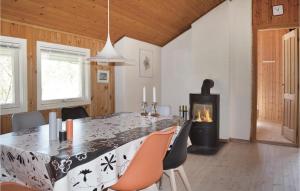Three-Bedroom Holiday Home In Strandby