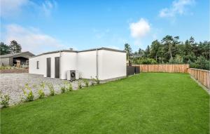 Beautiful Home In Ebeltoft With Sauna