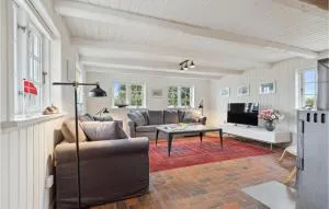 Lovely Home In Ringkøbing With Wifi - Sondervig