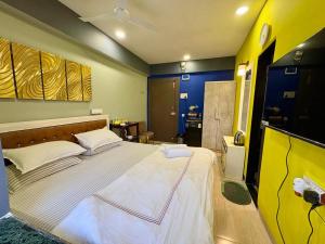 1 Bedroom Studio Apartment- Close to BKC