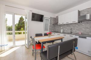 Apartment Neve 
