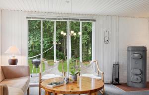 Gorgeous Home In Hadsund With Kitchen