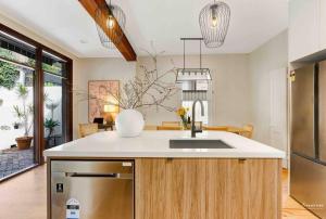 Luna Residence at Sydney Harbour