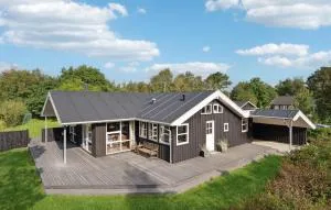 Holiday Home Skansegårdsvej - Dokkedal