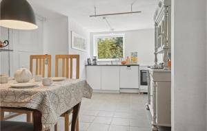 Beautiful Apartment In Hurup Thy