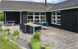 Four-Bedroom Holiday Home In Storvorde