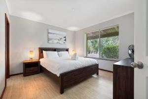 Dandjoo - hot tub, fire pit, outdoor entertainment