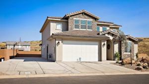 Curtis Ladera home
