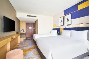 Premium Queen Room with Mountain View - Lounge Access