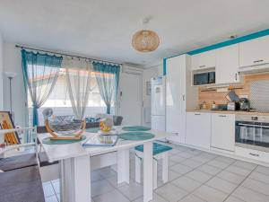 Appartements Charmant T2 avec terrasse, climatisation et WIFI - Quartier residentiel a Biscarrosse - FR-1-521-217 : photos des chambres