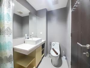 Great Deal and Cozy Studio Patraland Amarta Apartment By Travelio