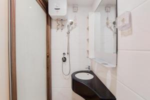 Restful and Best Choice Studio Sky House BSD Apartment By Travelio