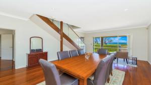 Whataview - Umina Beach