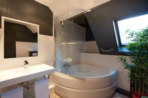 Hotels Hotel Le Prieure et La Residence : photos des chambres