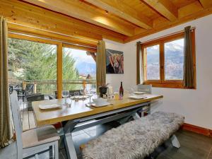 Chalet familial à Bozel, 4 chambres, parking, proche Courchevel et Pralognan - FR-1-575-234