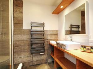 Chalets Chalet familial a Bozel, 4 chambres, parking, proche Courchevel et Pralognan - FR-1-575-234 : photos des chambres
