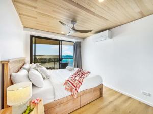 Breathtaking Views - Point Cartwright Bliss