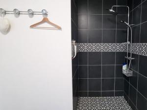 Maisons de vacances Gite familial tout inclus avec cour, terrasse et equipements equestres, proche du Parc Naturel de l'Avesnois - FR-1-510-190 : photos des chambres