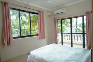 1 BHK Private Apartment with a Balcony