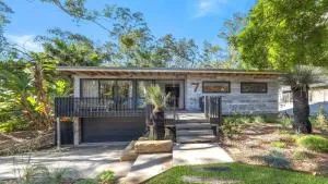 Aunty Olive's - Pearl Beach - Patonga