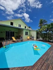 Villa Strelitzia - Saint-Gilles-les Hauts