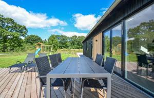 7 Bedroom Cozy Home In Glesborg