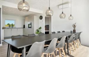 Luxurious Home In Børkop With Sauna