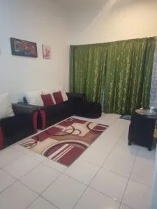 AMRI KLATE Homestay - Tanjung Tualang