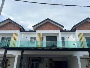 Meera Homestay