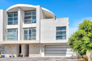 The Plovers Nest - Seaside Horizons in West Beach