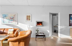 2 Bedroom Beautiful Home In Dannemare