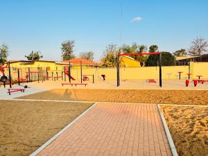 Motswedi Place Apartments B2- Managed by Pulafela Prop Pty Ltd