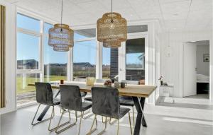 Cozy Home In Tarm With Wifi