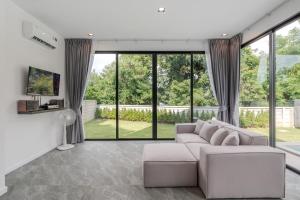 Gina Poolvilla90 Pattaya-Bangsaray to beach 900M