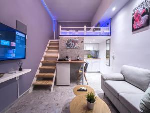 SpaceFive "DownTown Comfy Loft" by #Gimispace Rentals