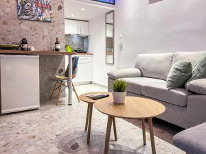 SpaceFive "DownTown Comfy Loft" by #Gimispace Rentals