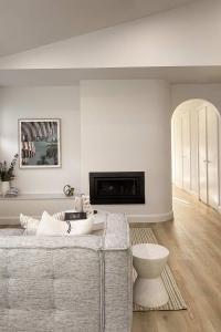 Nirvana, Mineral Swimming Pool, close to Beaches