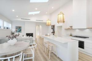 Nirvana, Mineral Swimming Pool, close to Beaches