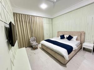 Sunset view Villa I Luxury 5 BHK Villa with pool in Nathdwara I 966o9o1oo6 2km from temple only By SK